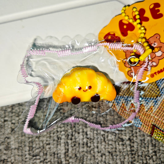 #F0026 bread series croissants( bread series croissants)