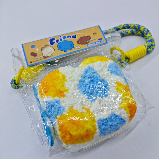 #F0010  yellow-and-blue butt-shaped toast（黄青色トースト）