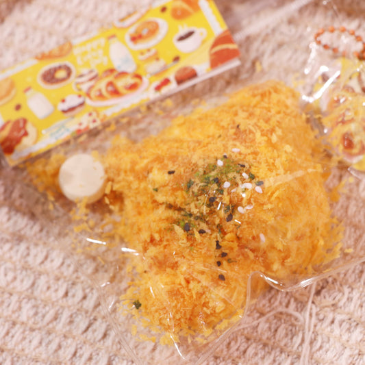 AXS2025F0057揚げた牛角包