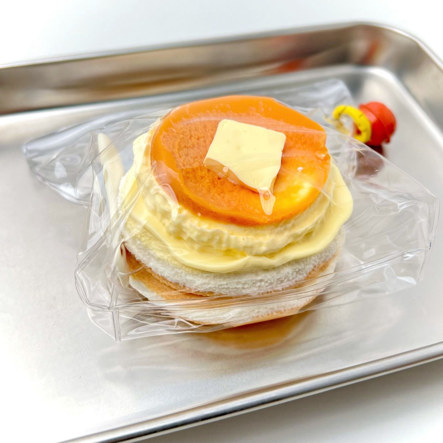 #F0016 チーズビスケット厚いマフィン