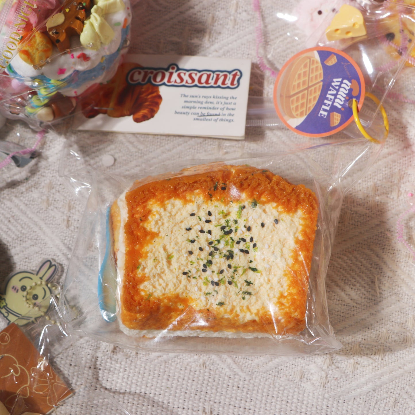 #F0002 big three-layer original toast （三層のトースト - モノトーン）