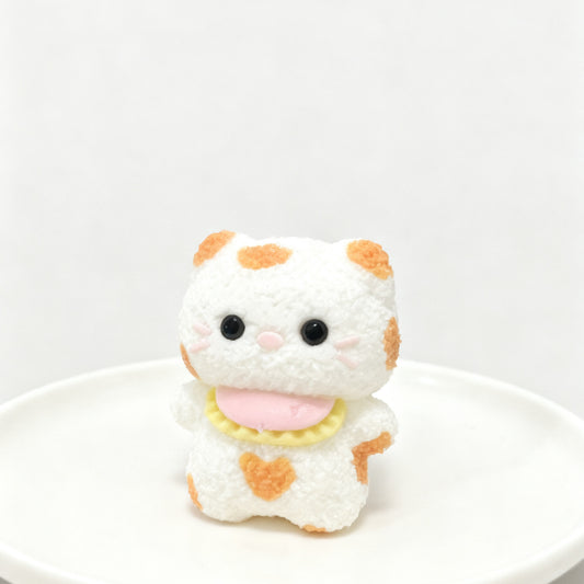 #W0047   毛むくじゃらの子猫