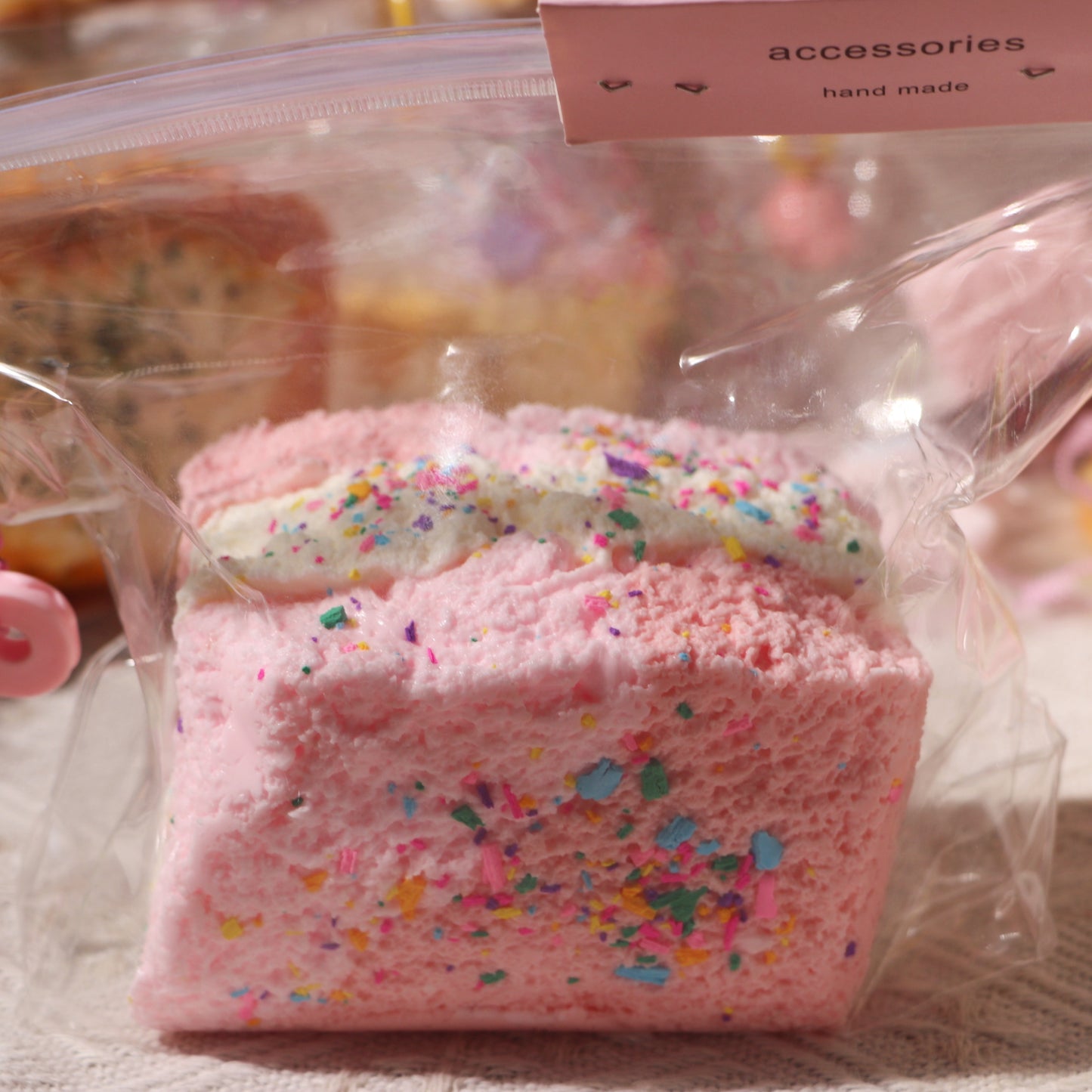 #F0003 big three-layer pink toast （3層の大トースト-粉）